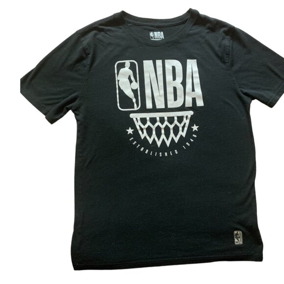 NBA Short Sleeve T-shirt size M - Picture 1 of 5